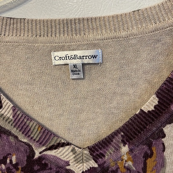 Croft & Barrow V Neck Cotton Sweater Long Sleeve Purple/Lavender/Gold Floral-14 - Picture 4 of 5